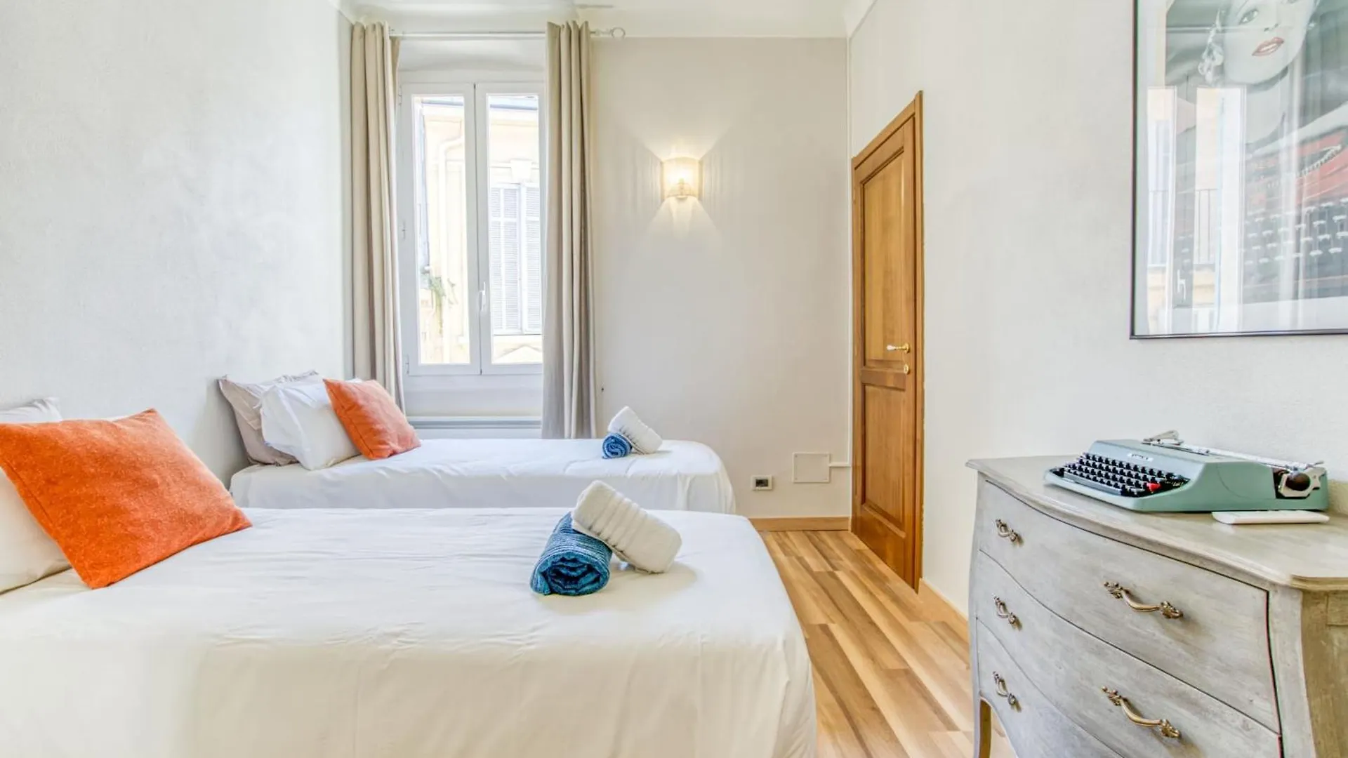 Cannes In The Heart Of Le Suquet Beautiful Apartment With Quiet Balcony