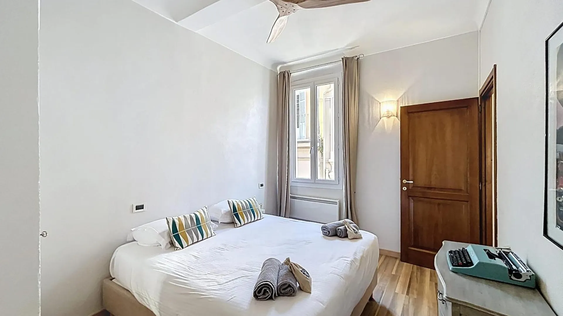 Cannes In The Heart Of Le Suquet Beautiful Apartment With Quiet Balcony