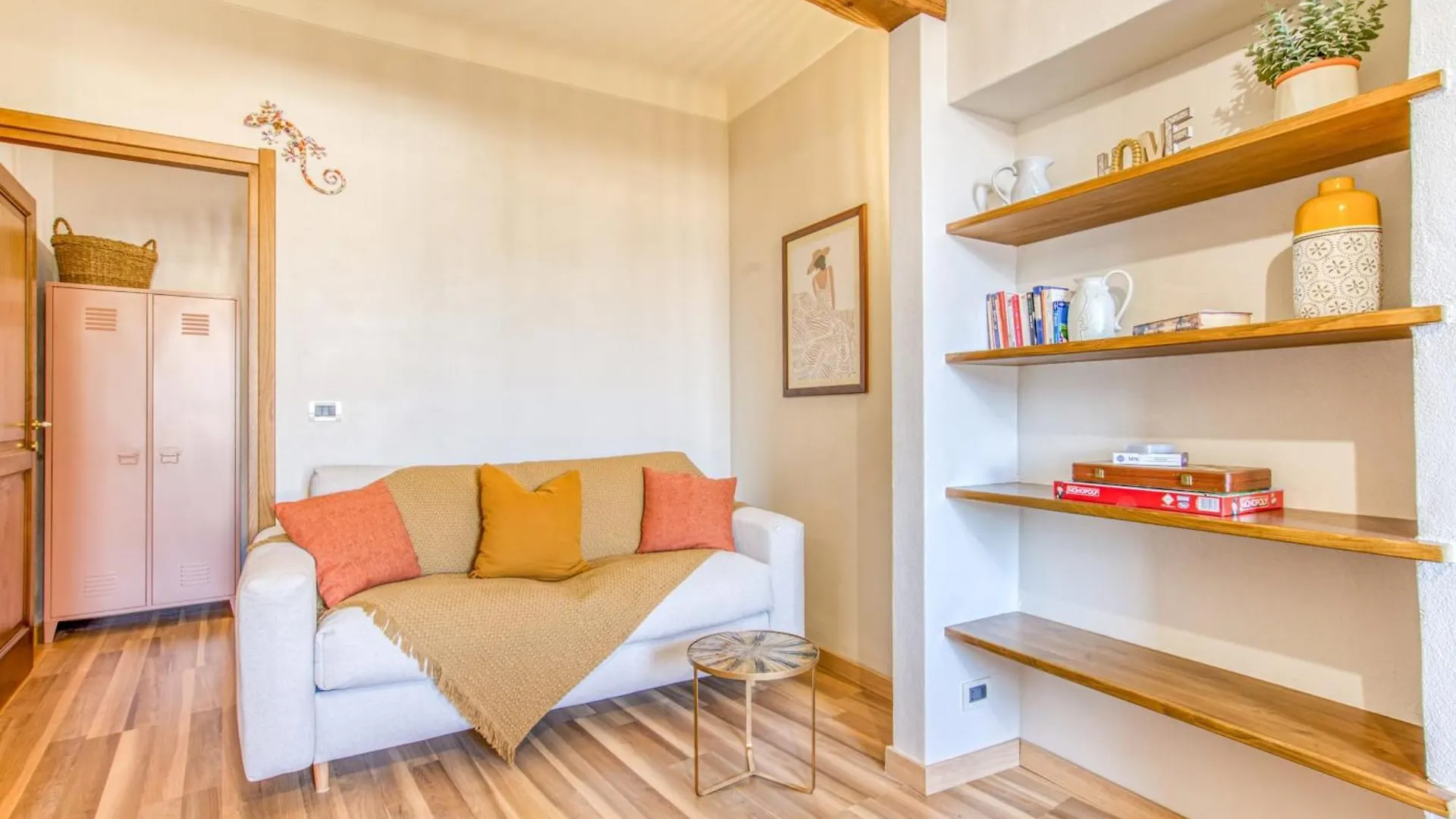 Cannes In The Heart Of Le Suquet Beautiful Apartment With Quiet Balcony